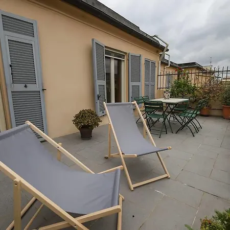 Apartment Altido For 3 With Rooftop Balcony And Lovely Cityview Genoa