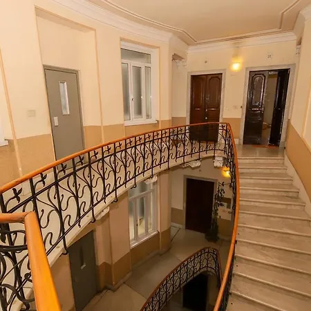 Appartement Altido For 3 With Rooftop Balcony And Lovely Cityview *